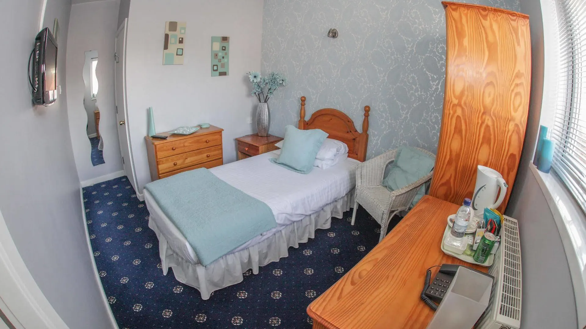 Tower House Executive Guest House Pontefract 5*,